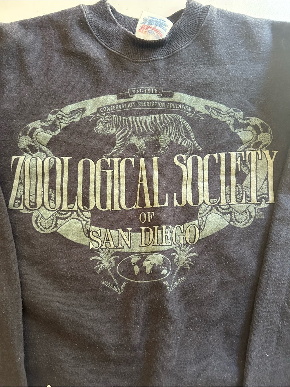 Zoological Society Of San Diego Black Crewneck Sweatshirt View 3